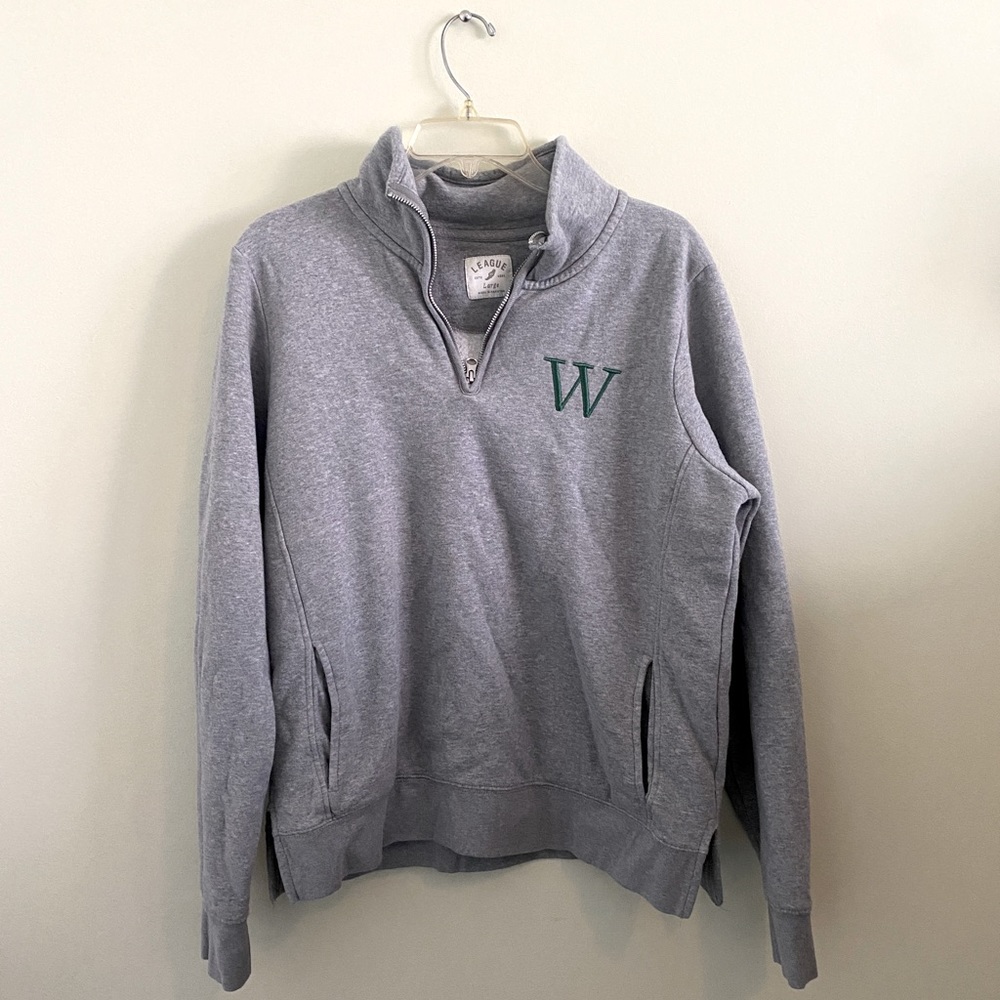 League quarter zip size L